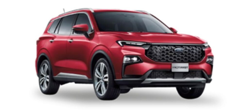 Ford Territory Este modelo tiene un diseño exterior totalmente nuevo. Combina elegancia con un equipamiento tecnológico renovado. Cuenta con un motor gasolina de 1800 cc.
